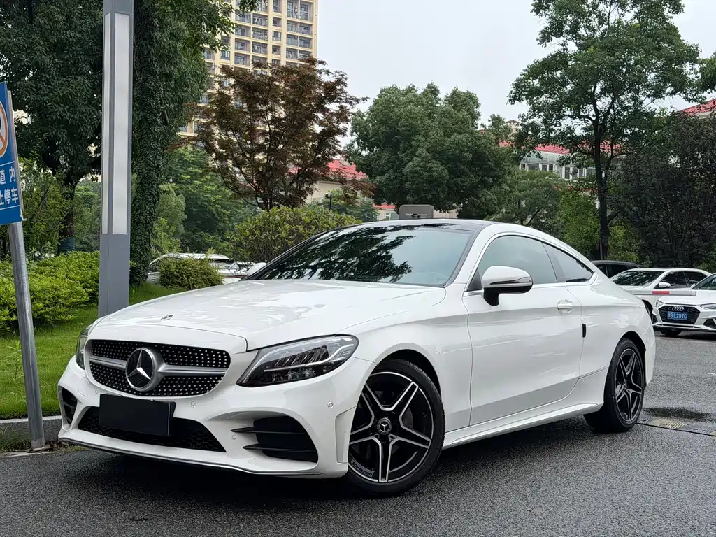 Mercedes-Benz C-Class 2019