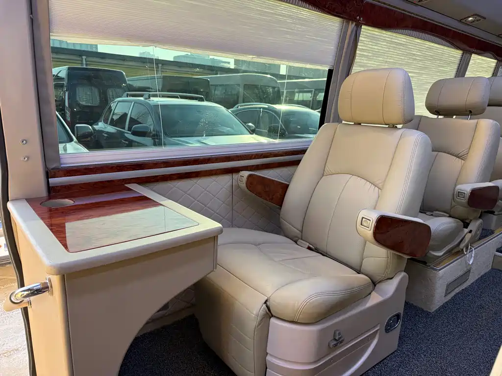 Toyota Coaster 2012 — фото 20