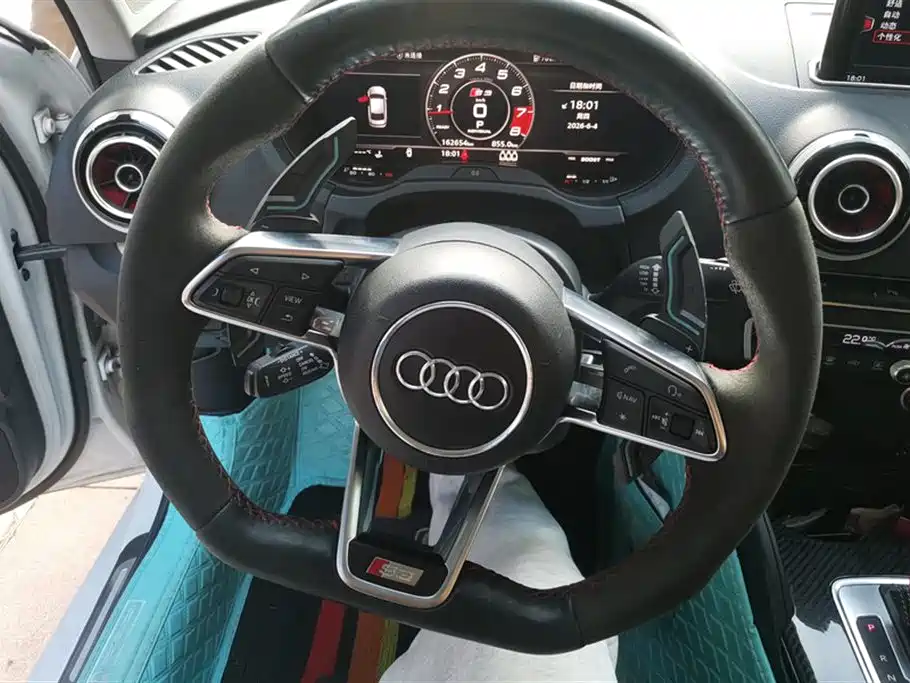 Audi S3 2017 — фото 15