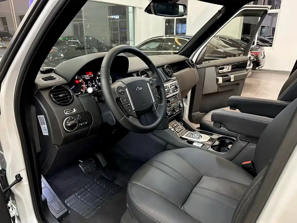 Land Rover Discovery 2016