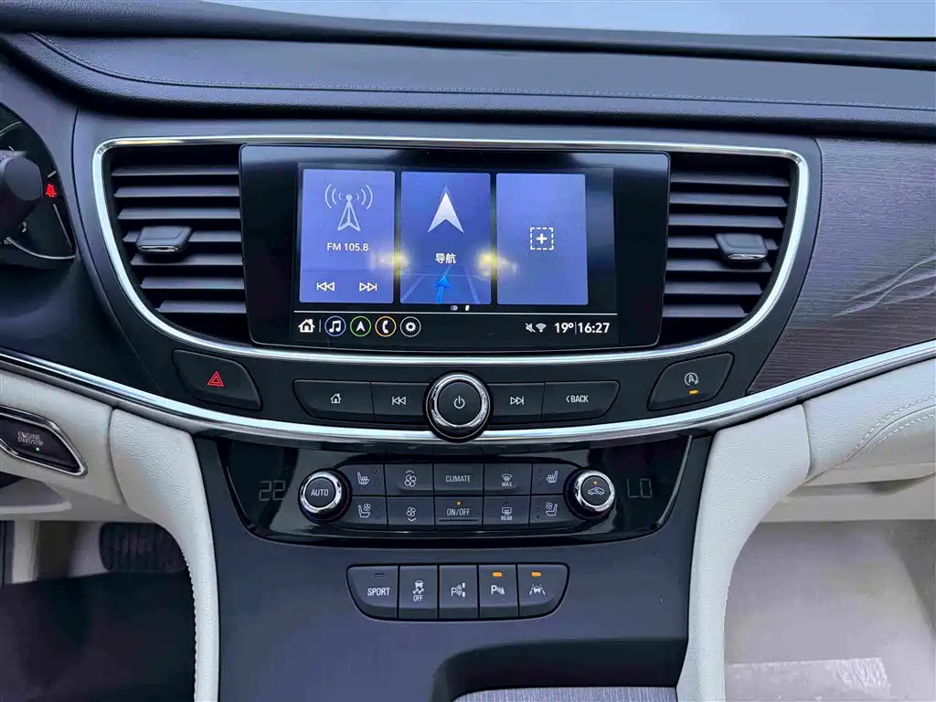 Buick LaCrosse 2022 — фото 13