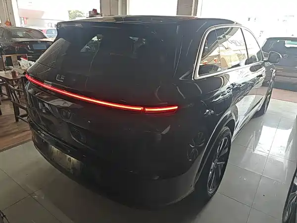 Li Auto L7 2024