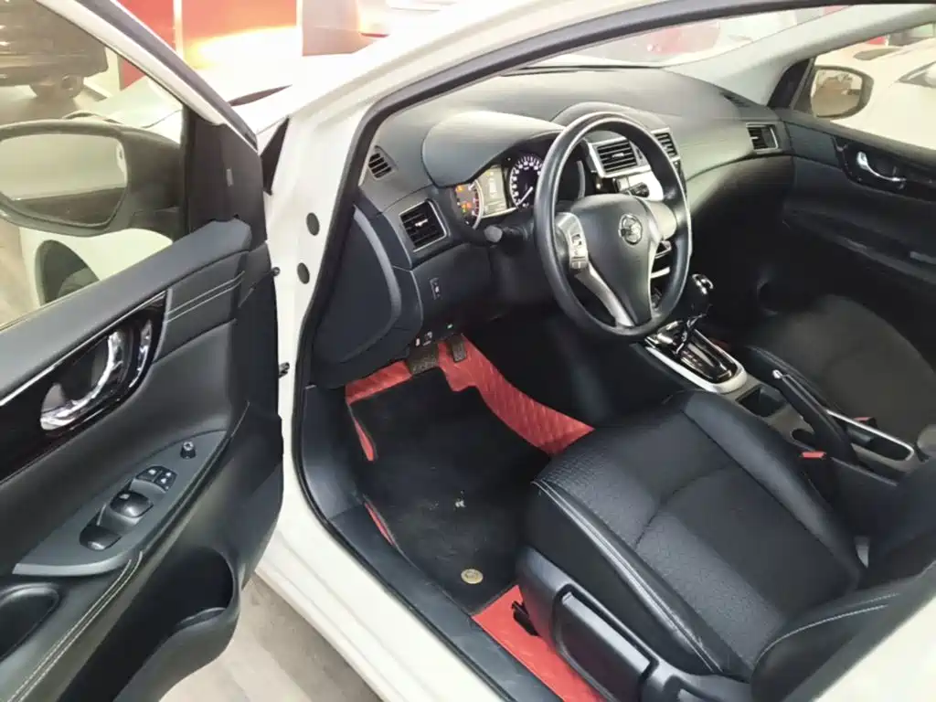 Nissan Tiida 2019 — фото 16