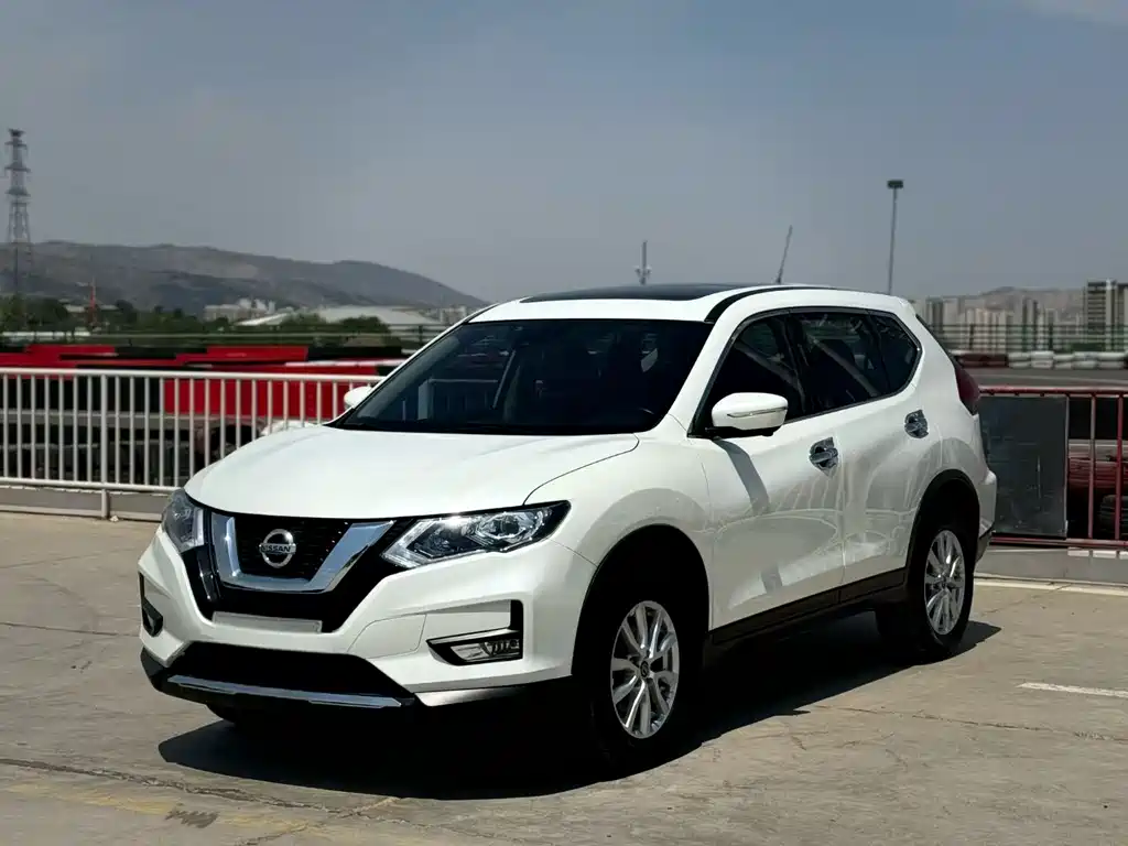Nissan X-Trail 2020 — фото 1