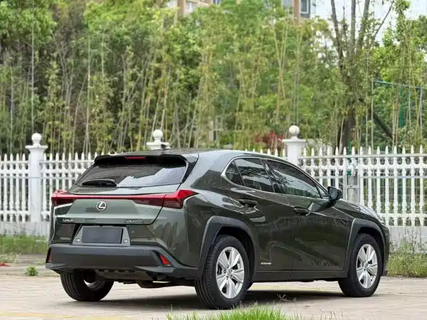 Lexus UX 2020