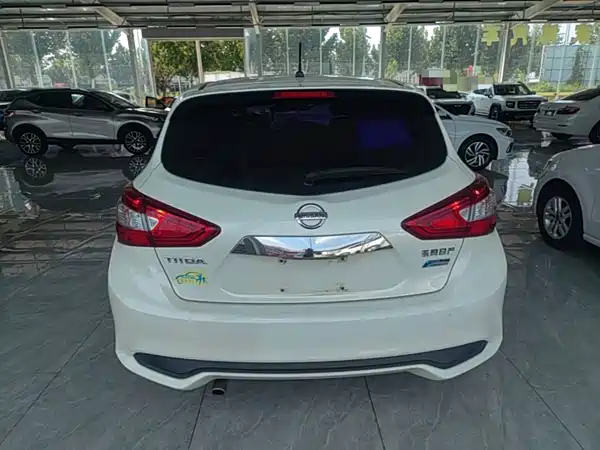 Nissan Tiida 2016