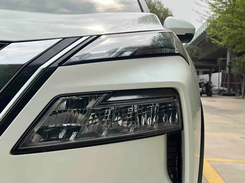 Nissan X-Trail 2022 — фото 19