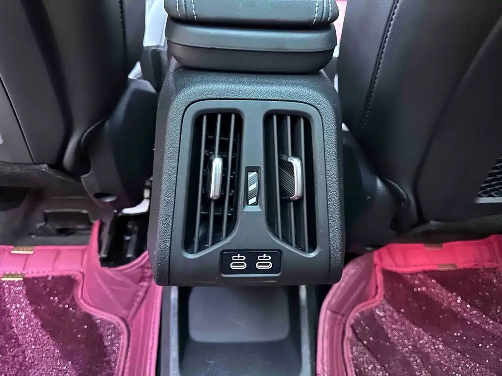 BMW X1 2024 — фото 19