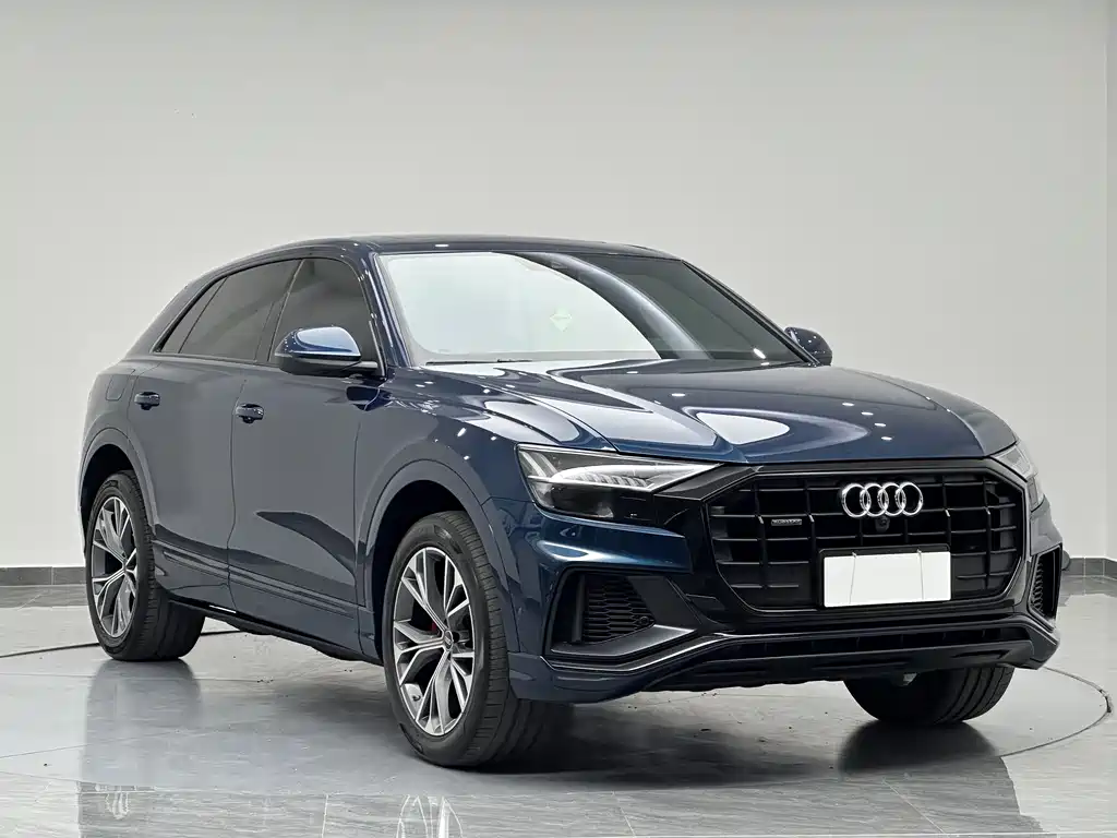 Audi Q8 2022