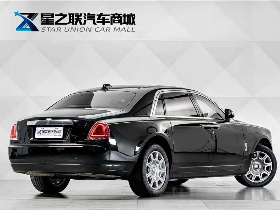Rolls-Royce Ghost 2020 — фото 7
