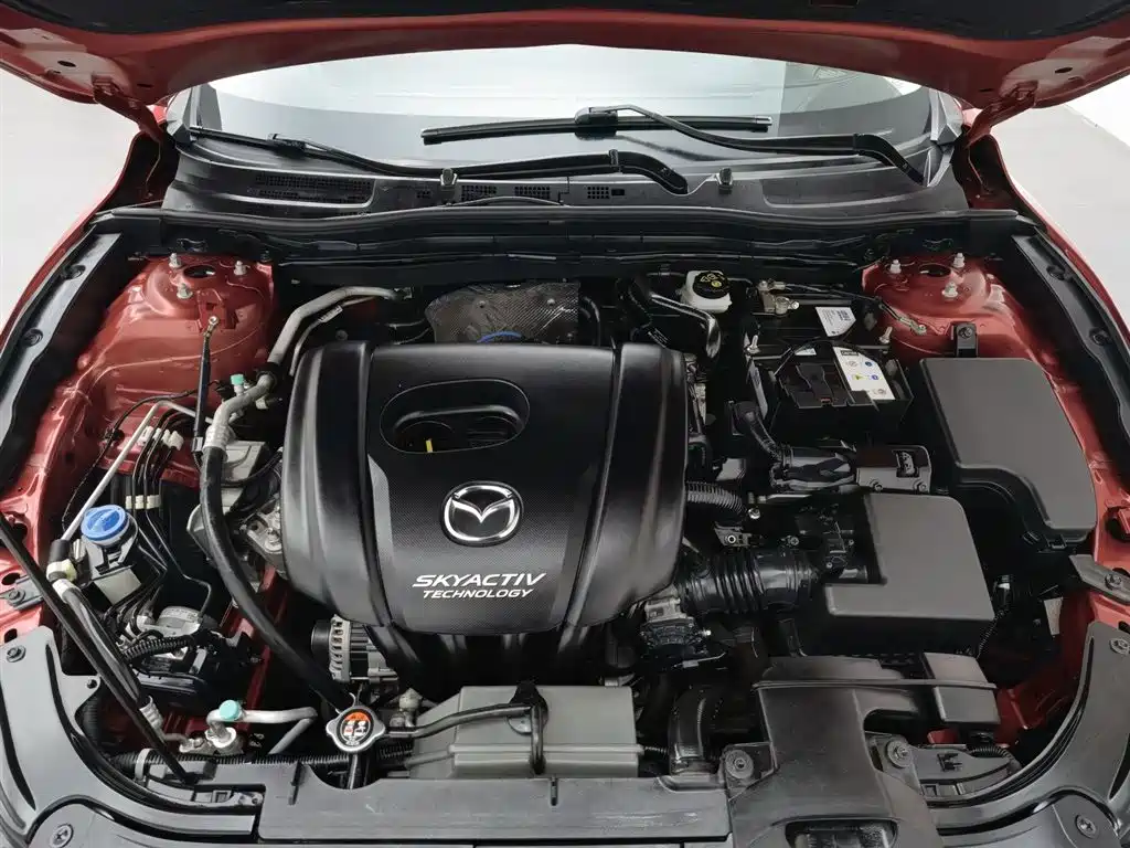 Mazda 3 Axela 2016 — фото 6