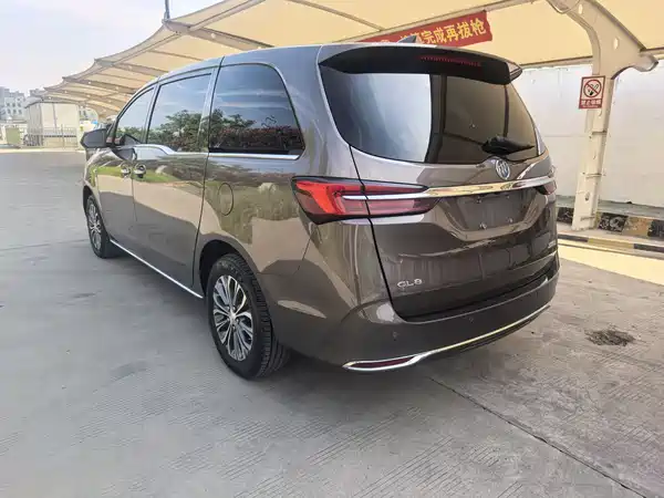 Buick GL8 2023