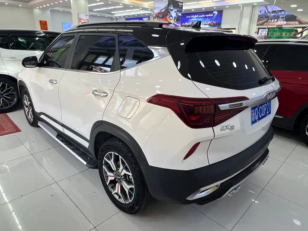 Kia KX3 2022 — фото 9