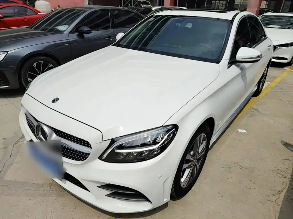 Mercedes-Benz C-Class 2020