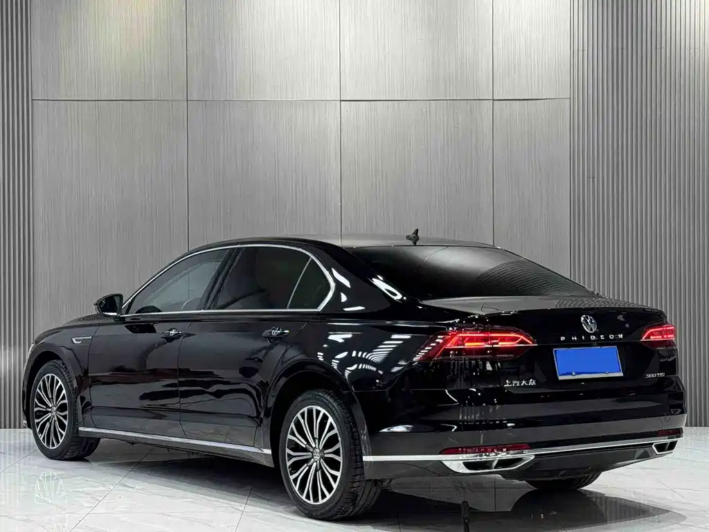 Volkswagen Phideon 2018 — фото 4