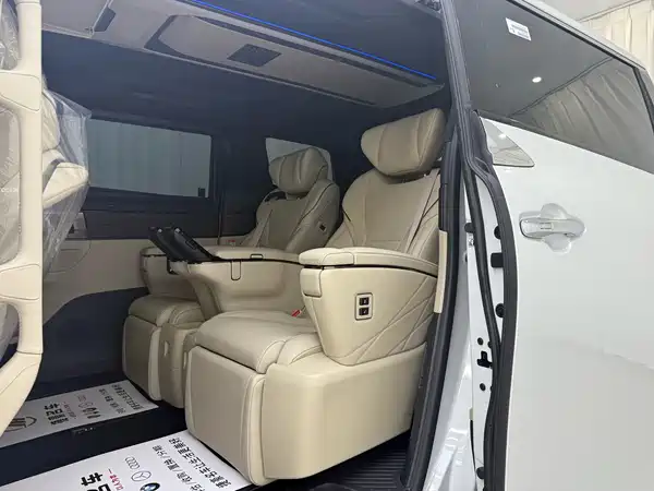Toyota Vellfire 2026
