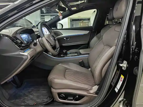 BYD Han 2025