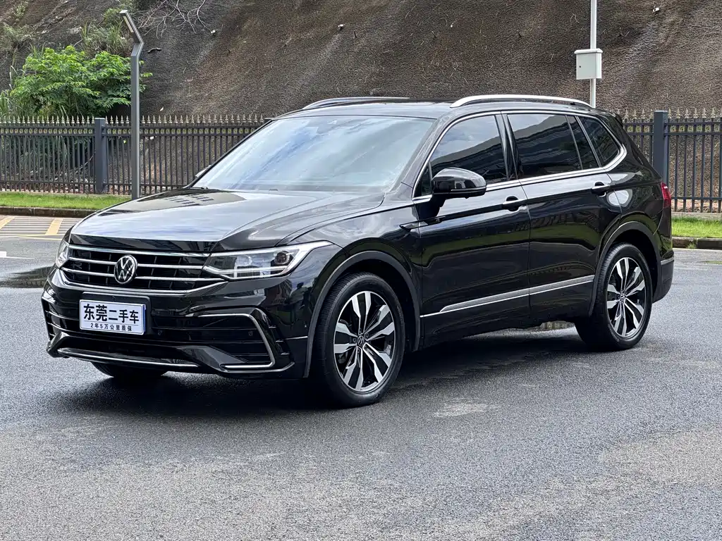 Volkswagen Tiguan L 2022