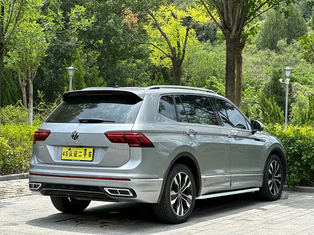Volkswagen Tiguan L 2021 — фото 22