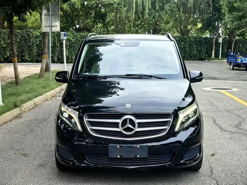 Mercedes-Benz V-Class 2020 — фото 3
