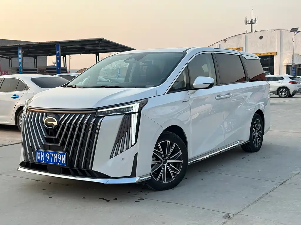 GAC Motor Trumpchi M8 2024 — фото 1
