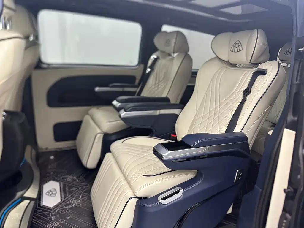 Mercedes-Benz Vito 2022 — фото 10