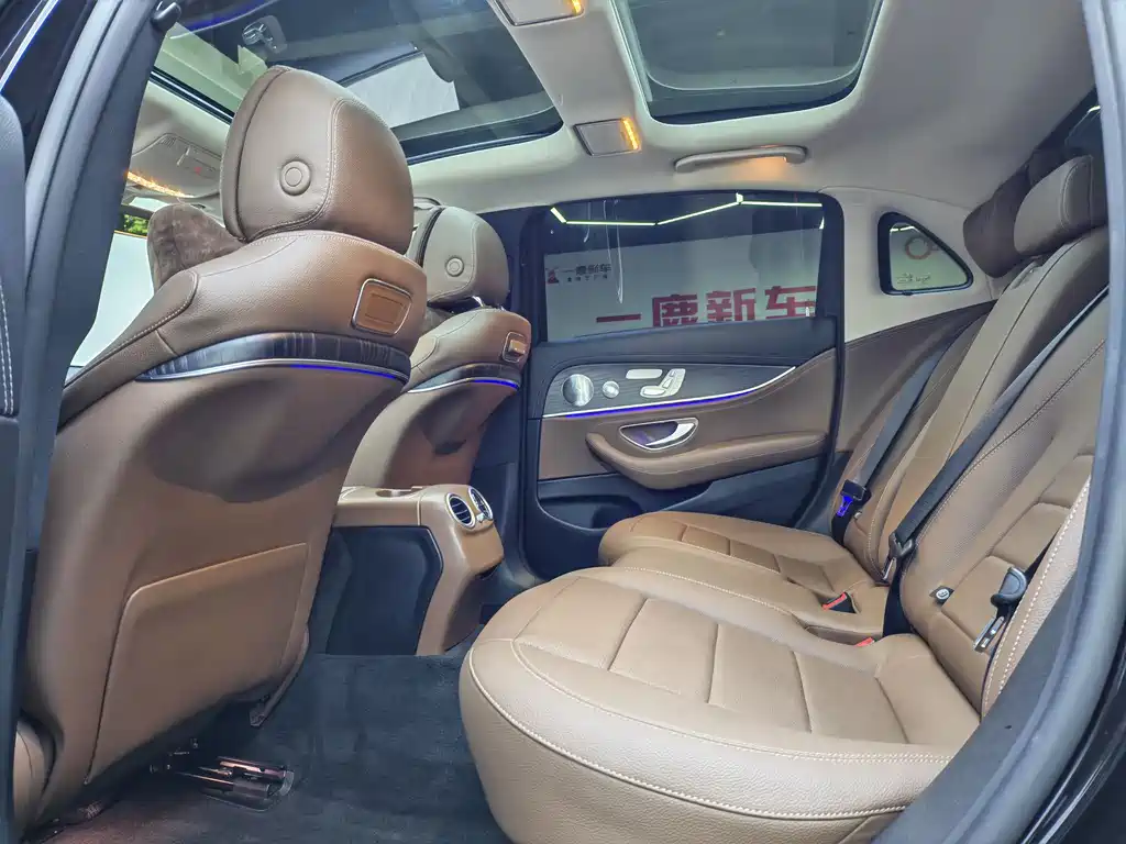 Mercedes-Benz E-Class 2020 — фото 14