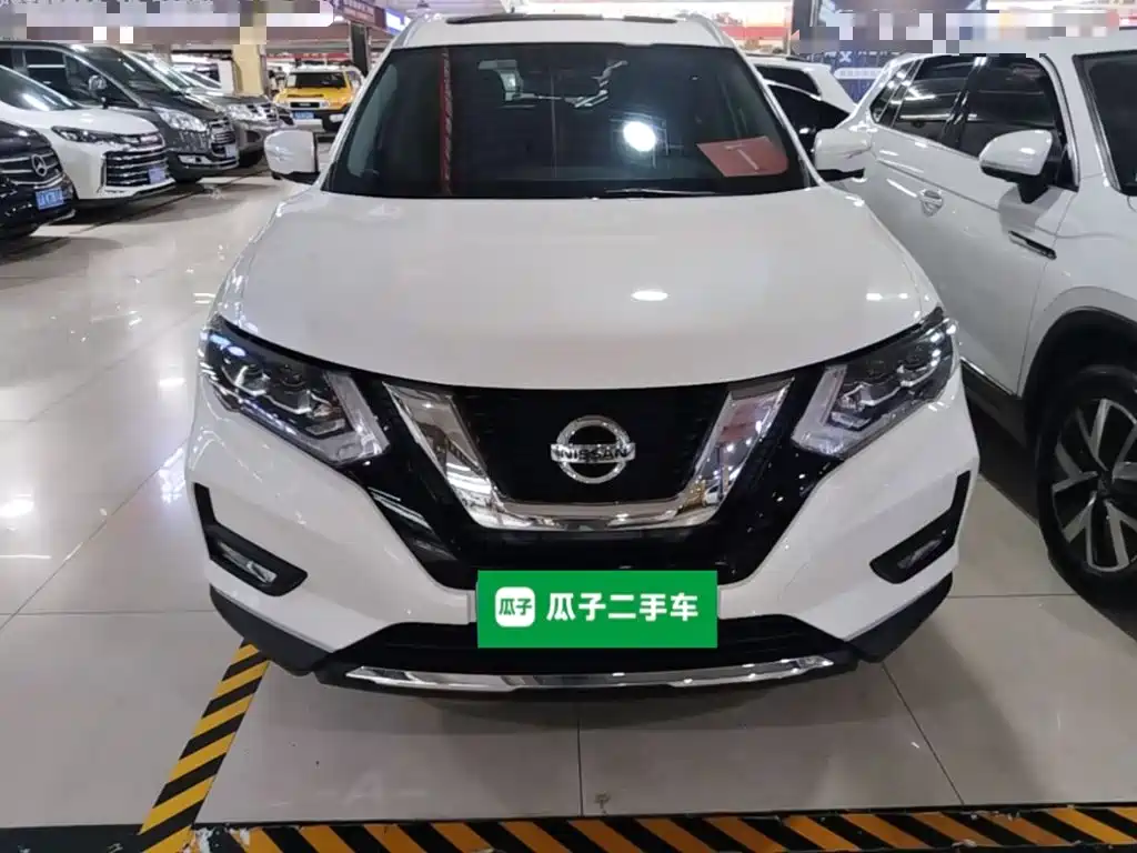 Nissan X-Trail 2025