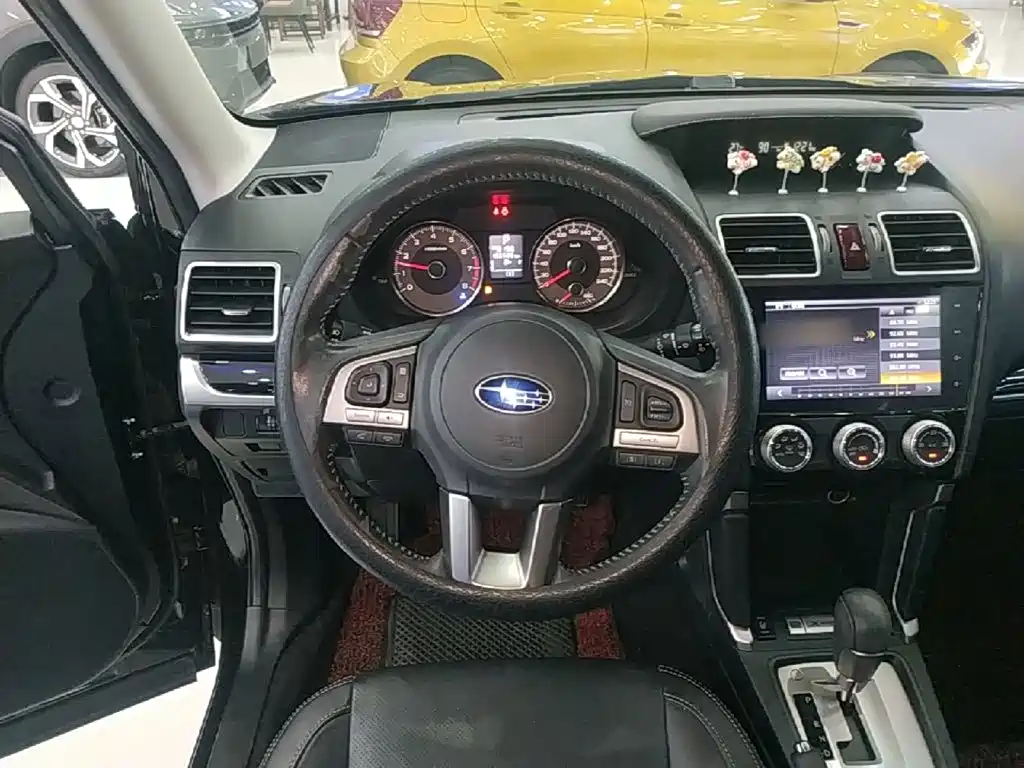 Subaru Forester 2016 — фото 11