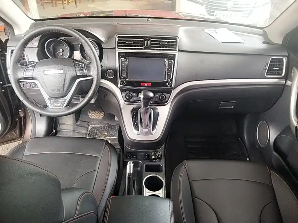 Haval H6 2017 — фото 10