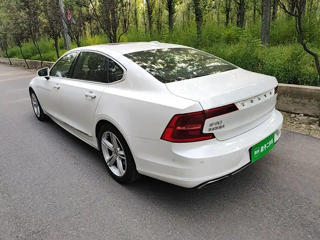 Volvo S90 2018 — фото 5