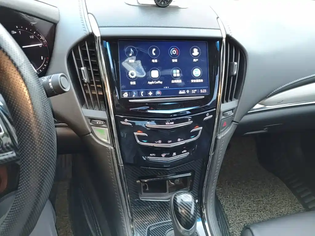 Cadillac ATS-L 2018 — фото 13