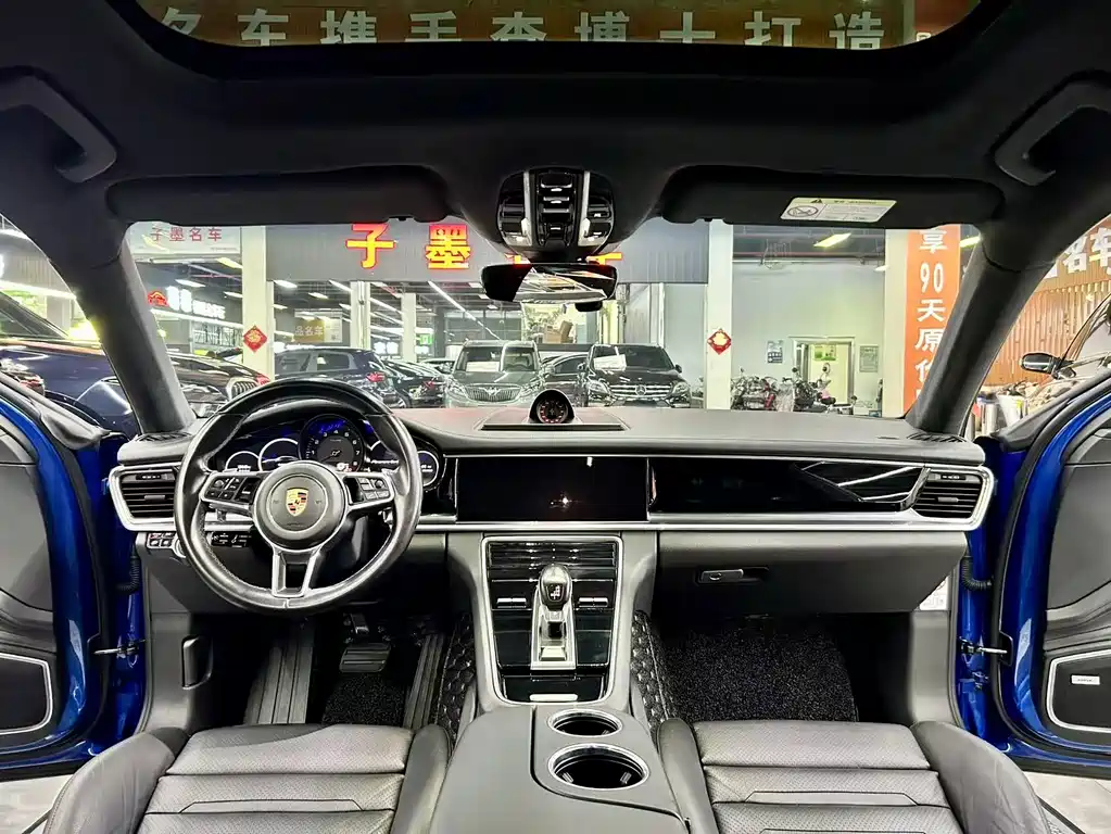 Porsche Panamera 2019 — фото 8