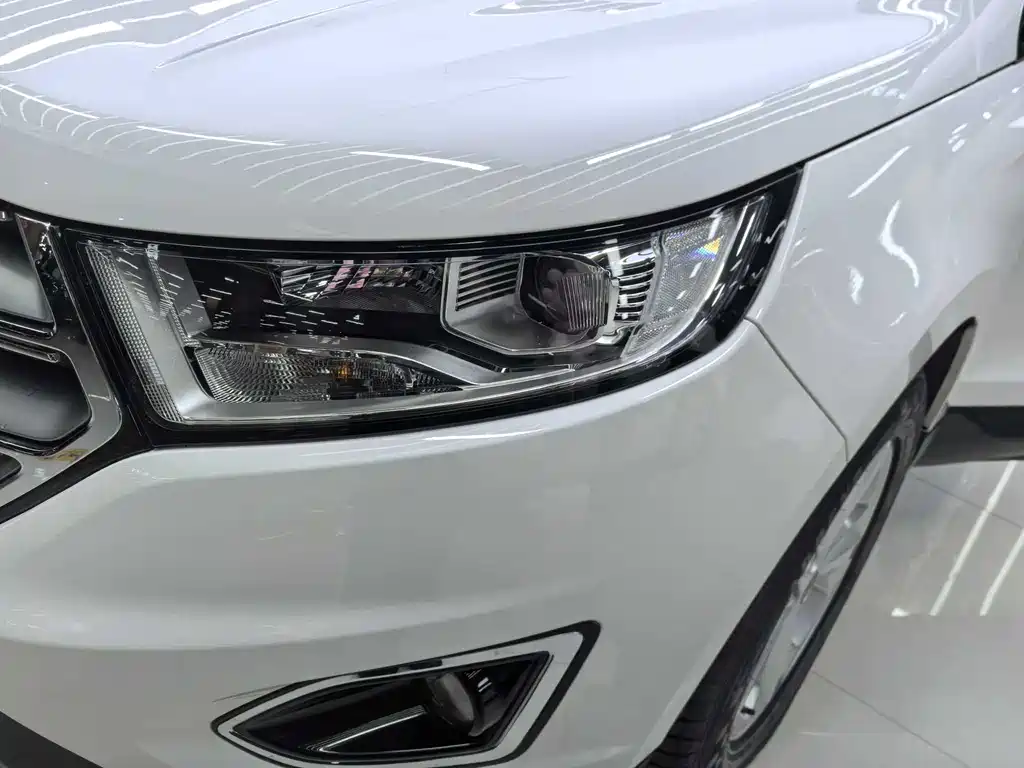 Ford Edge 2018 — фото 4
