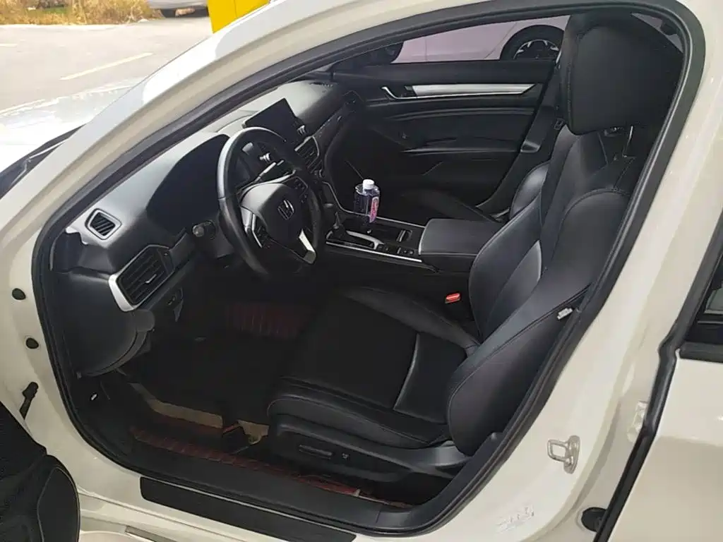 Honda Inspire 2020 — фото 15