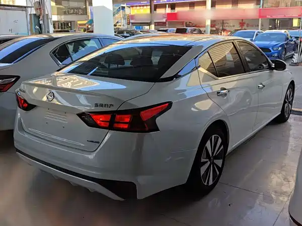 Nissan Teana 2021