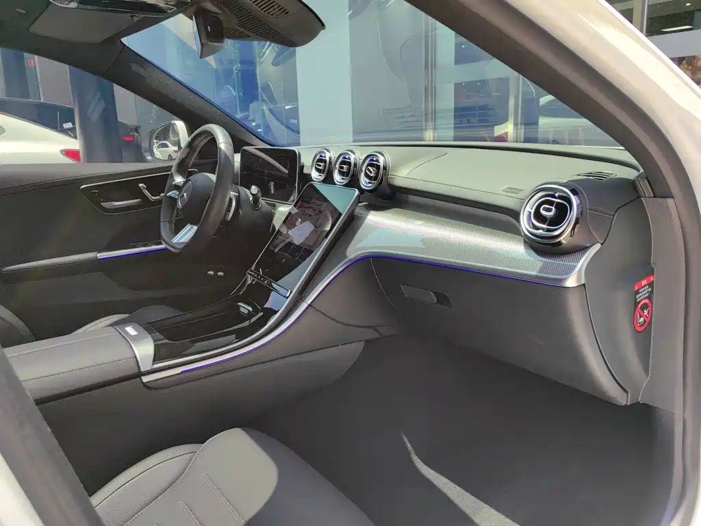 Mercedes-Benz C-Class New Energy 2024 — фото 10