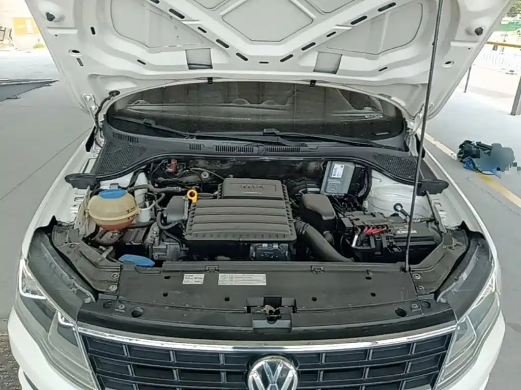 Volkswagen Jetta 2017 — фото 20