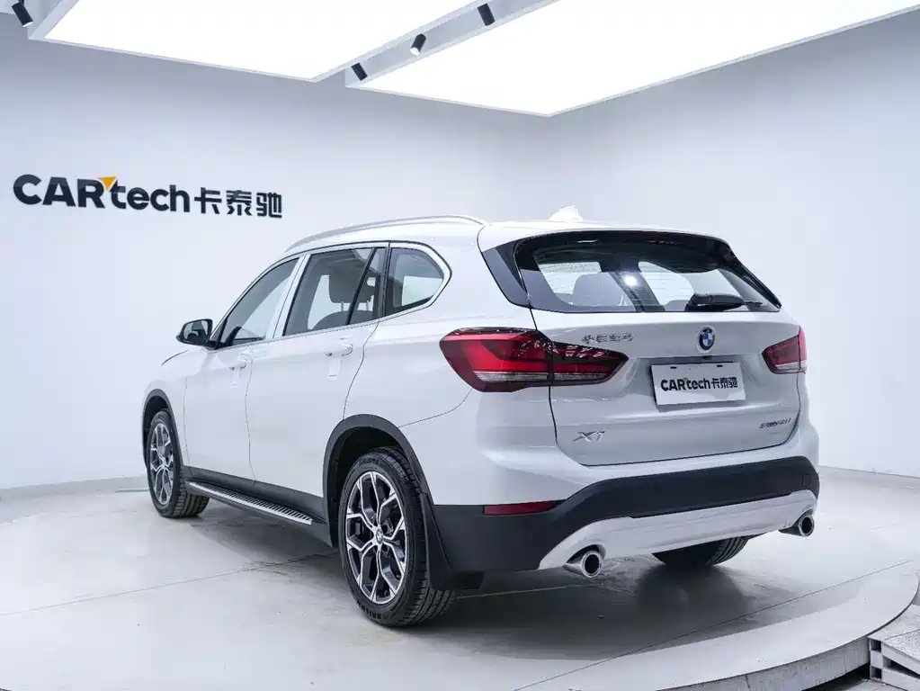 BMW X1 2022 — фото 22