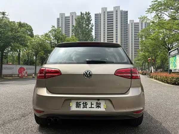 Volkswagen Golf 2016