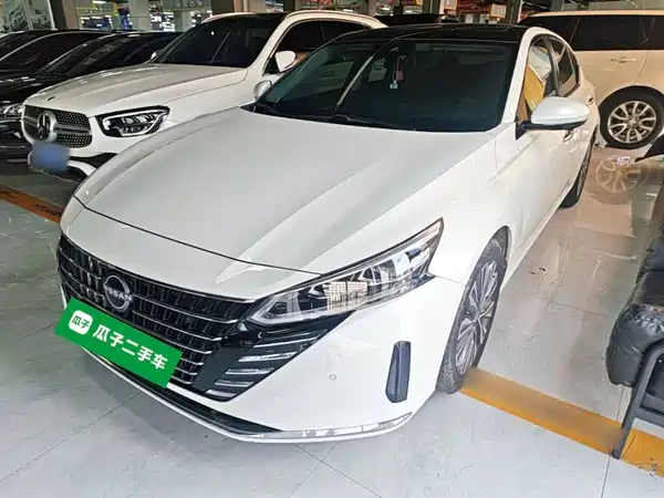Nissan Teana 2023