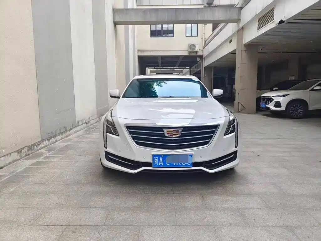 Cadillac CT6 2018 — фото 2