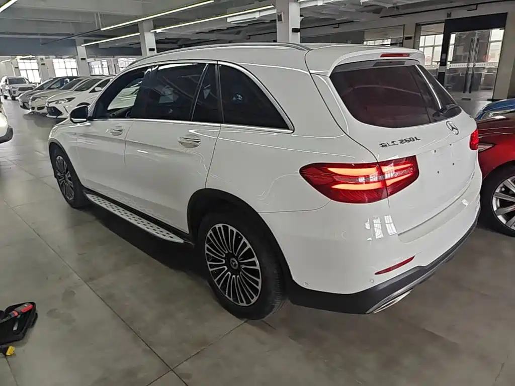 Mercedes-Benz GLC 2019