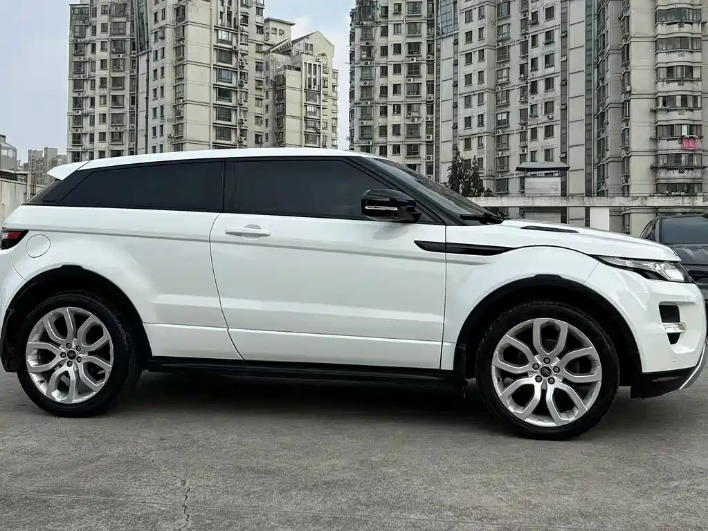 Land Rover Evoque 2013 — фото 12
