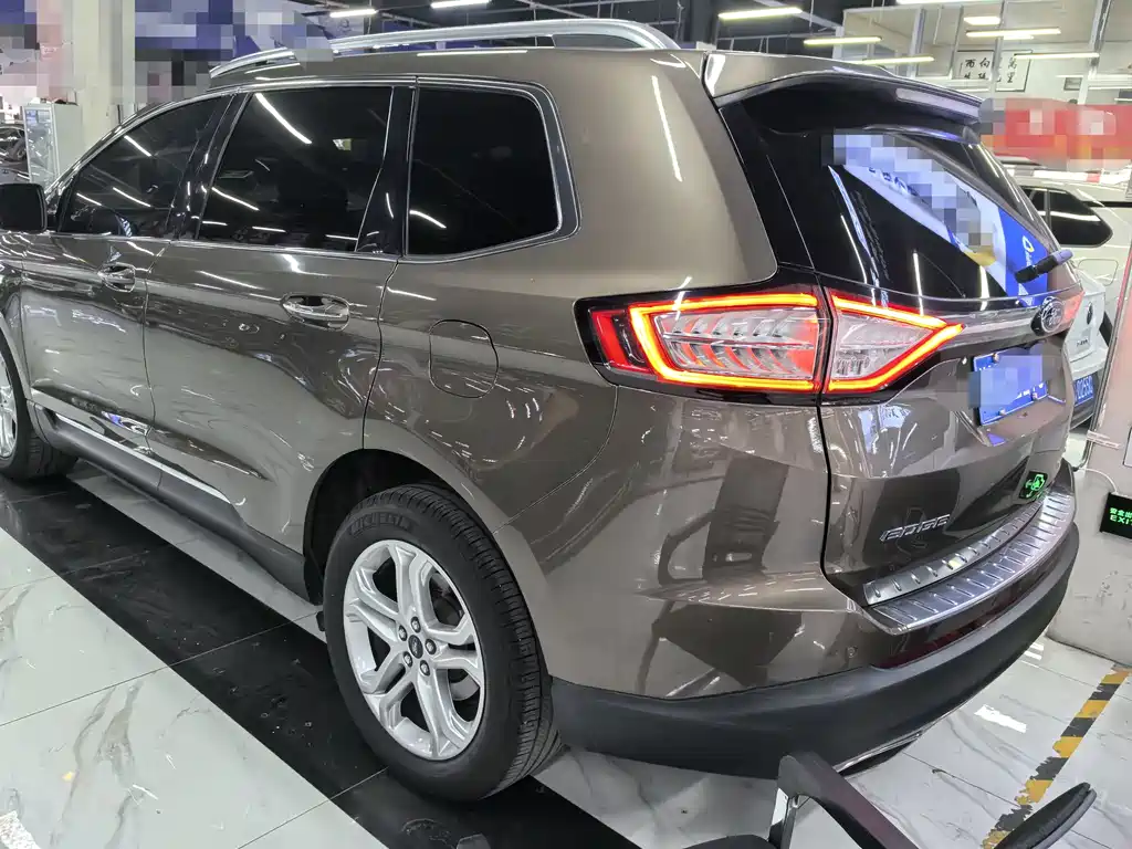Ford Edge 2018 — фото 4