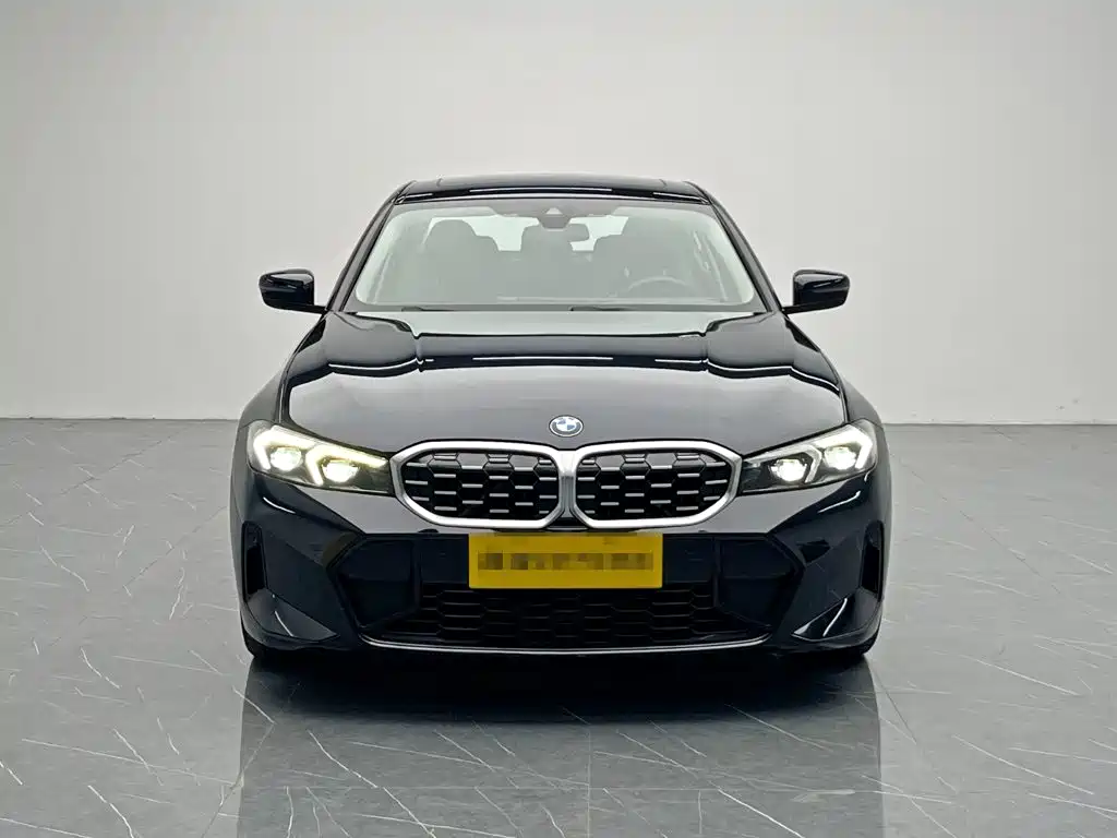 BMW 3 Series 2023