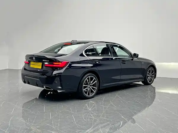 BMW 3 Series 2023