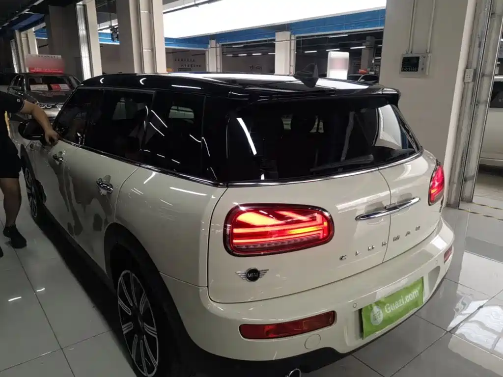 MINI Clubman 2021