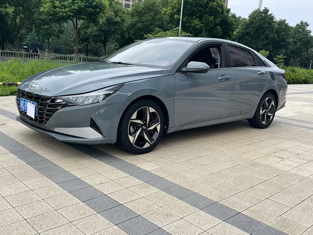Hyundai Elantra 2020