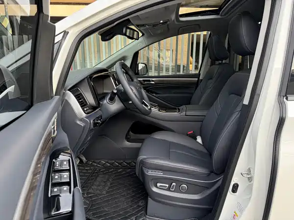 GAC Trumpchi M8 2021